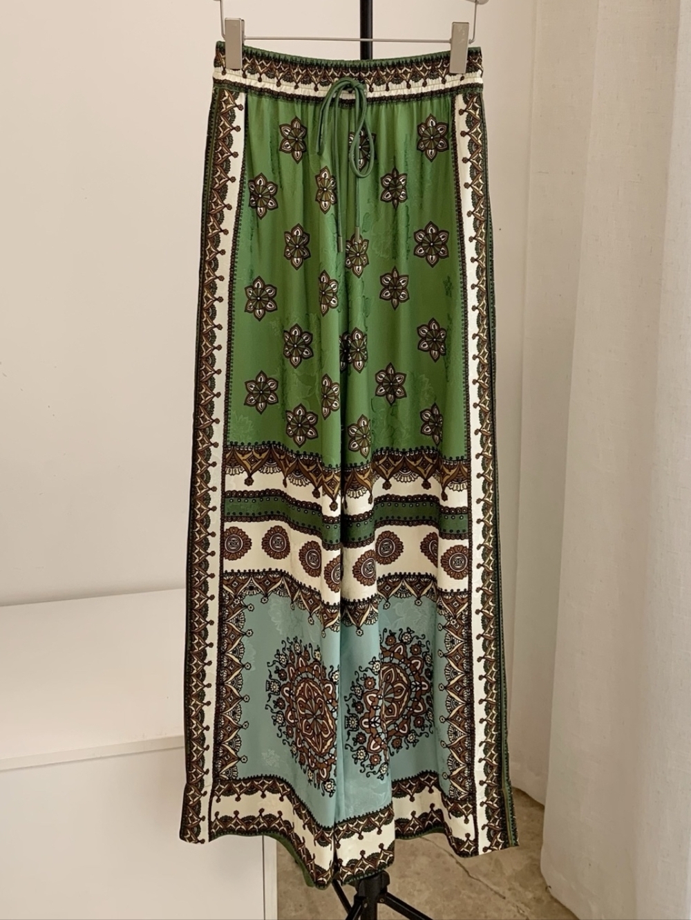 ALEMAIS Contina Wide-Leg Jacquard Pants - Picture 6 of 11
